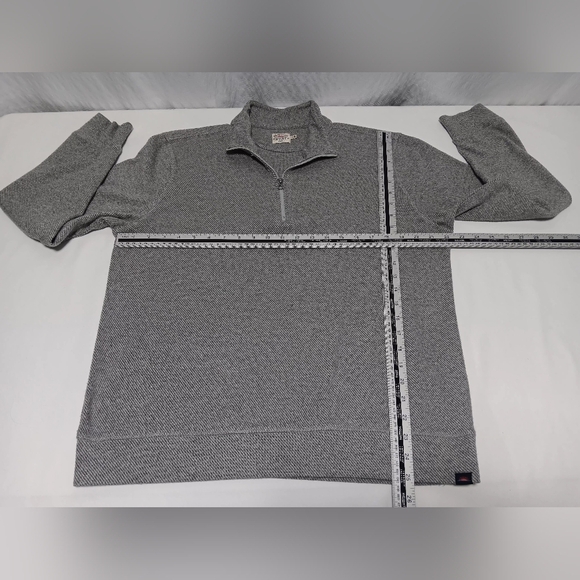 FAHERTY  Heather  Gray Movement 1/4 Zip Pullover.  Size  L - Picture 3 of 8